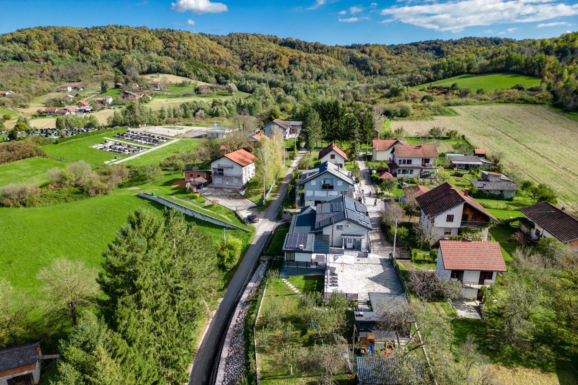 Villa Relax House Marokis Karlovac Esterno foto